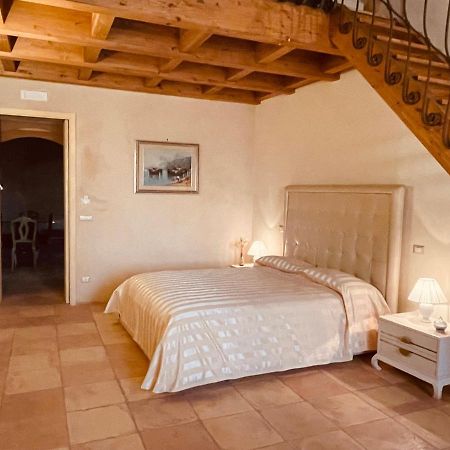 Palazzo Laureano - Dimora Storica Hotel Tricarico Bagian luar foto