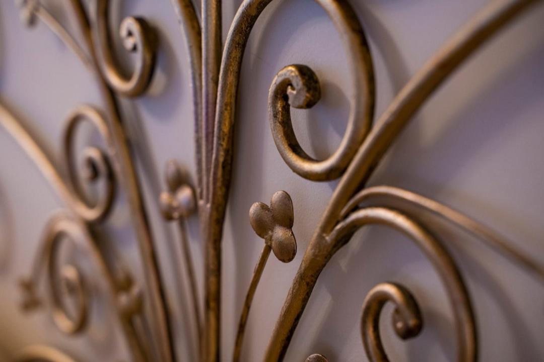 Palazzo Laureano - Dimora Storica Hotel Tricarico Bagian luar foto