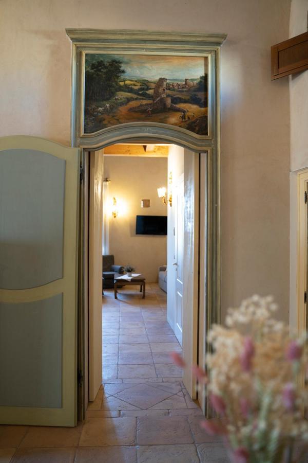 Palazzo Laureano - Dimora Storica Hotel Tricarico Bagian luar foto